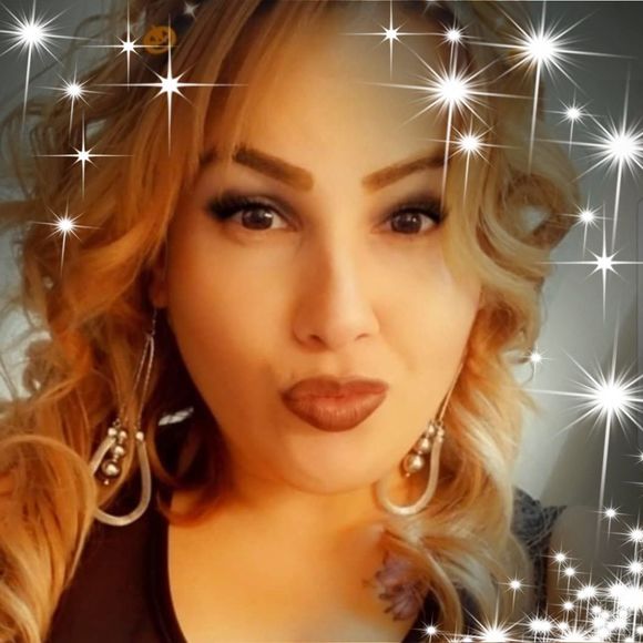 Meet your Posher, Chells - Picture 1 of 1